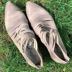 Free People Lost Valley shredded bootie 38